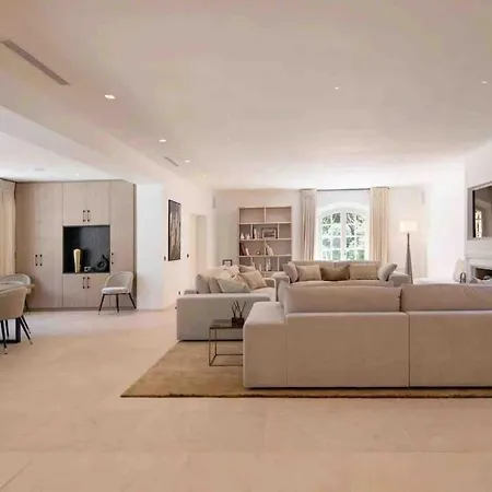 7 Bedroom In The Parcs Villa *